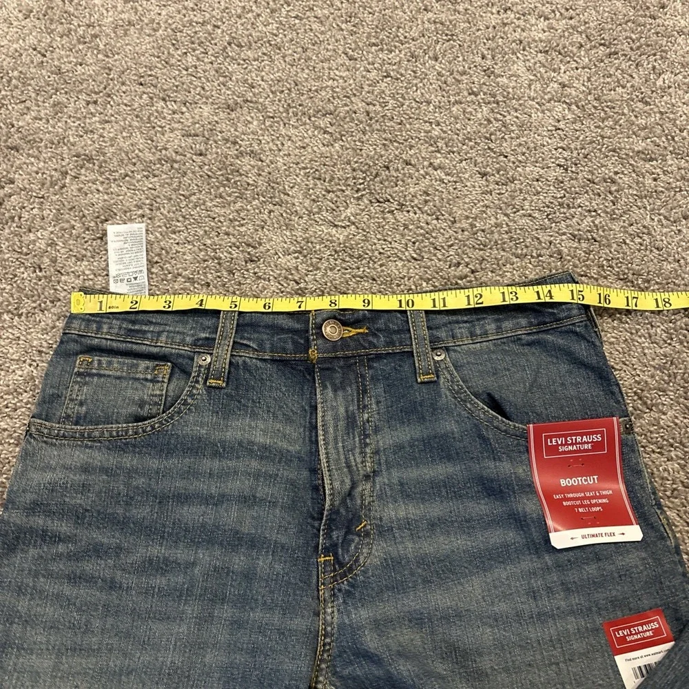 NEW Signature By Levi Strauss Blue Jeans Men's 30x30 Ultra Flex Bootcut Denim